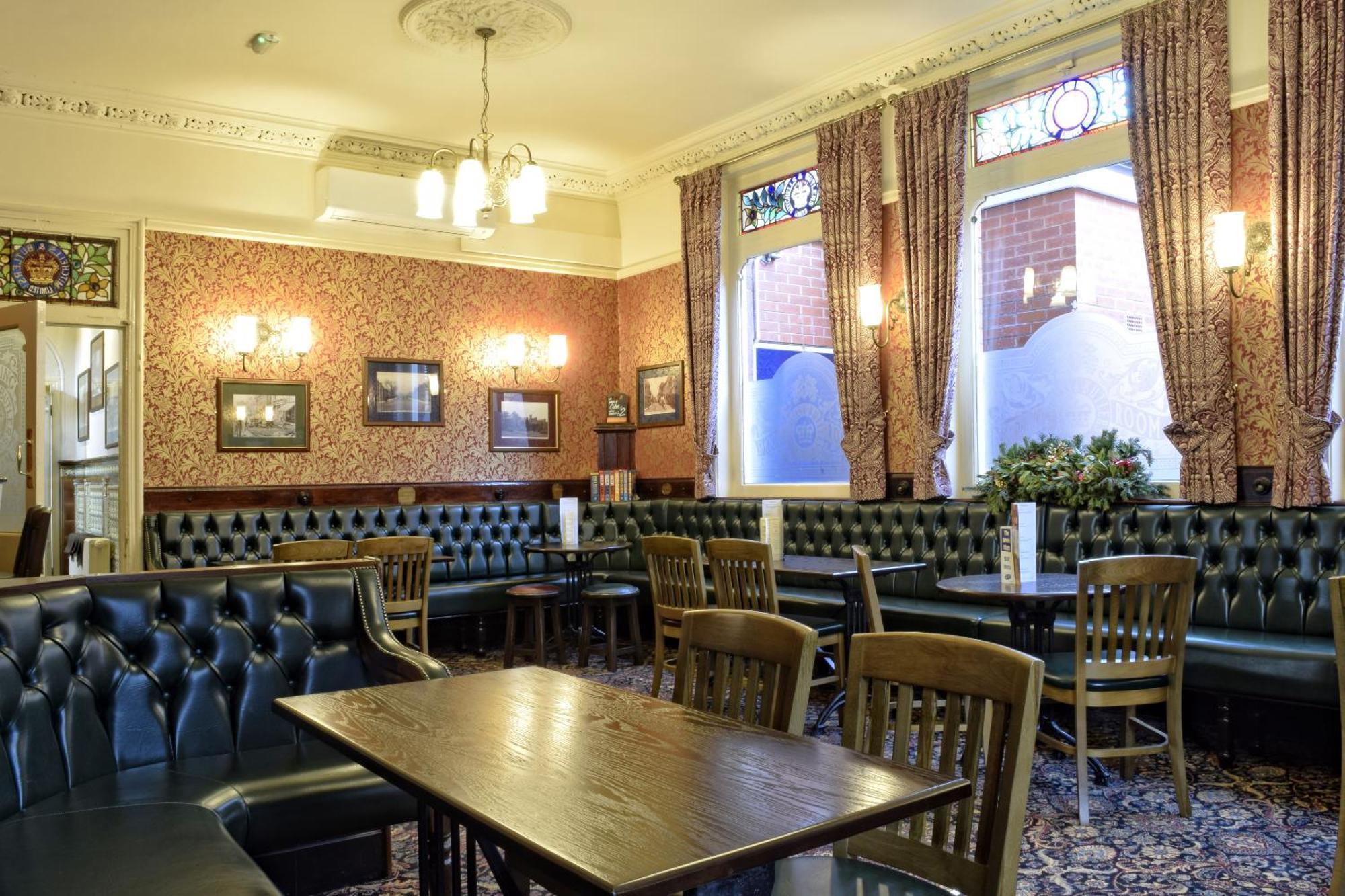 The Seven Stars Bed & Breakfast Stourbridge Exterior photo